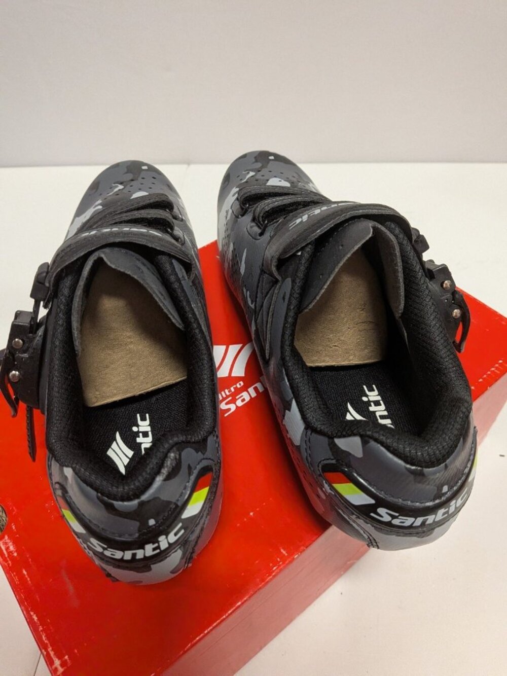Santic Unisex Cycling Shoes Indoor Road Bike Shoes sz 43 - Picture 4 of 7